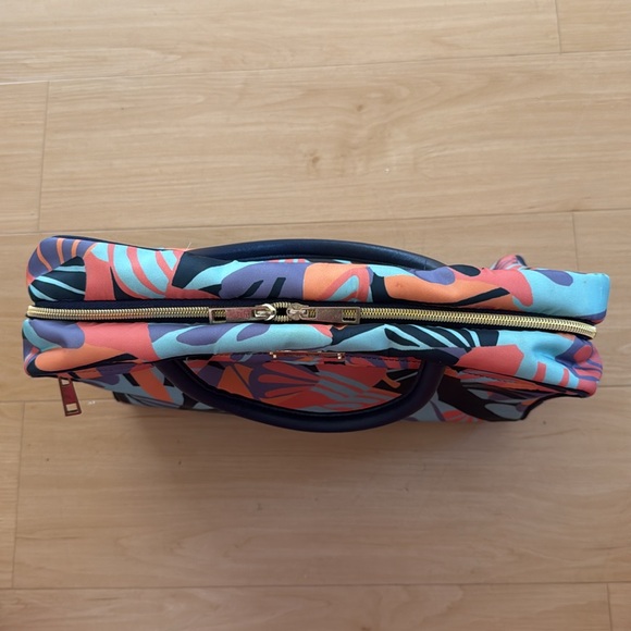 NICOLE MILLER TRAVEL & TOILETRY ORGANIZER COSMETICS BAG FLORAL PRINT - Picture 10 of 12